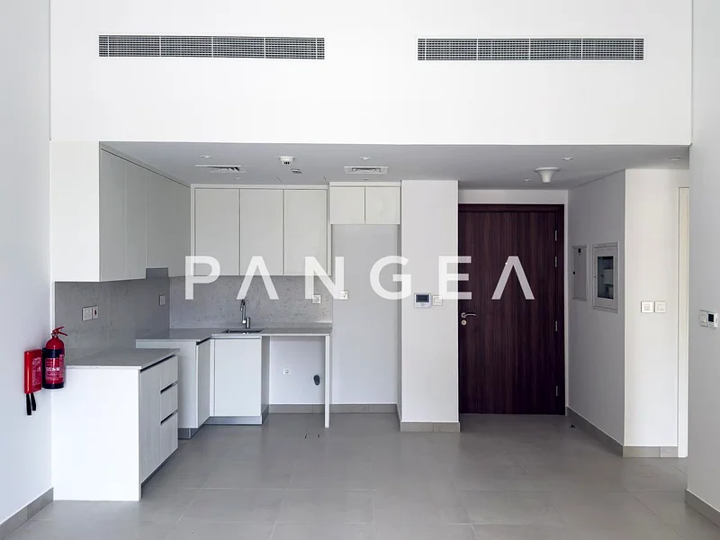 Large Terrace | High Ceiling | Pool Facing63730615152641112