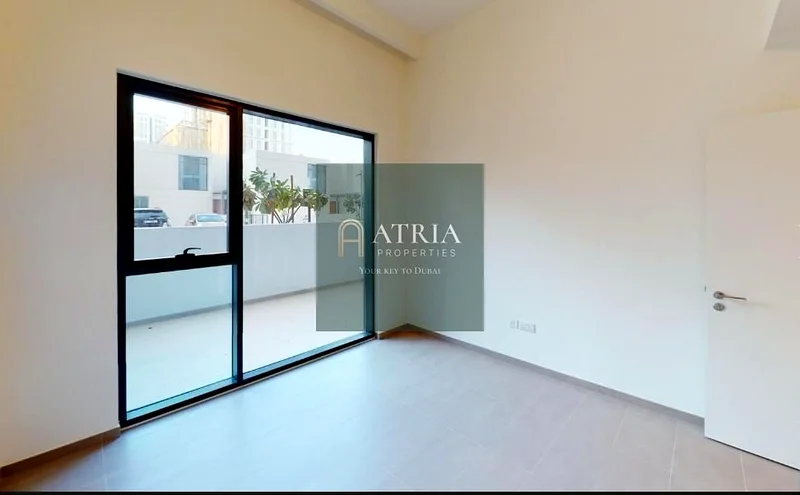 Prime Location |  Ready to Move | Spacious unit63753651344385111