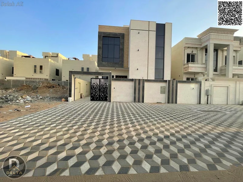 6 master bedrooms, luxurious villa with a large setback, prime location, freehold for all nationalities.63911084218627110