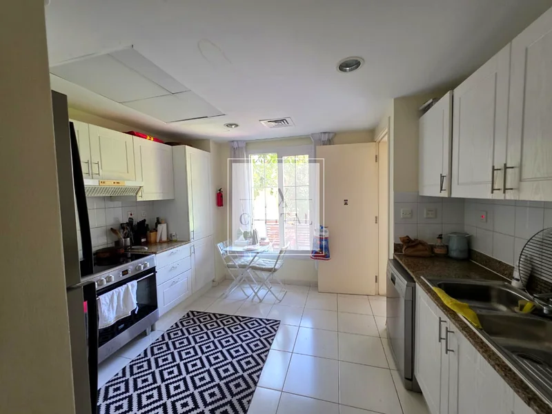 Deep Lake View | Rare Gem | Type 3E63923428441602113