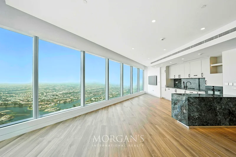 360 Views | Upgraded  Unit | Luxurious Layout63988682814849114