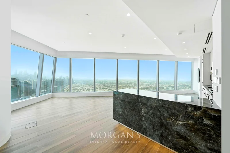 360 Views | Upgraded  Unit | Luxurious Layout63988682814849111