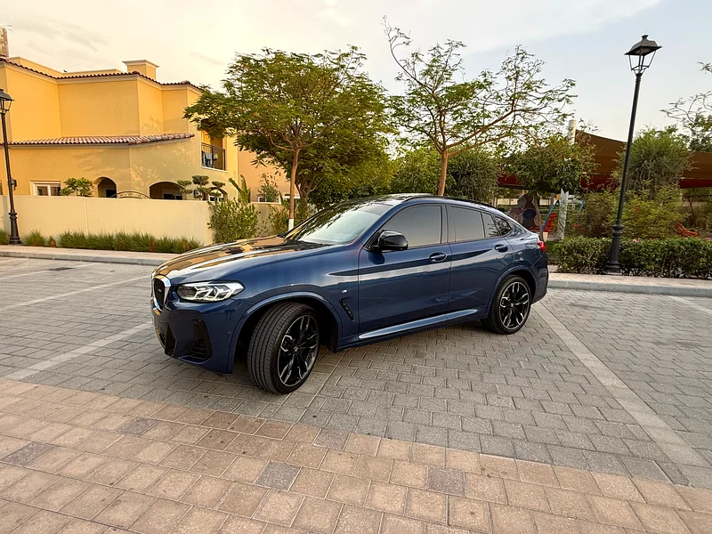 بي إم دبليو X4 M40i63699046961410111