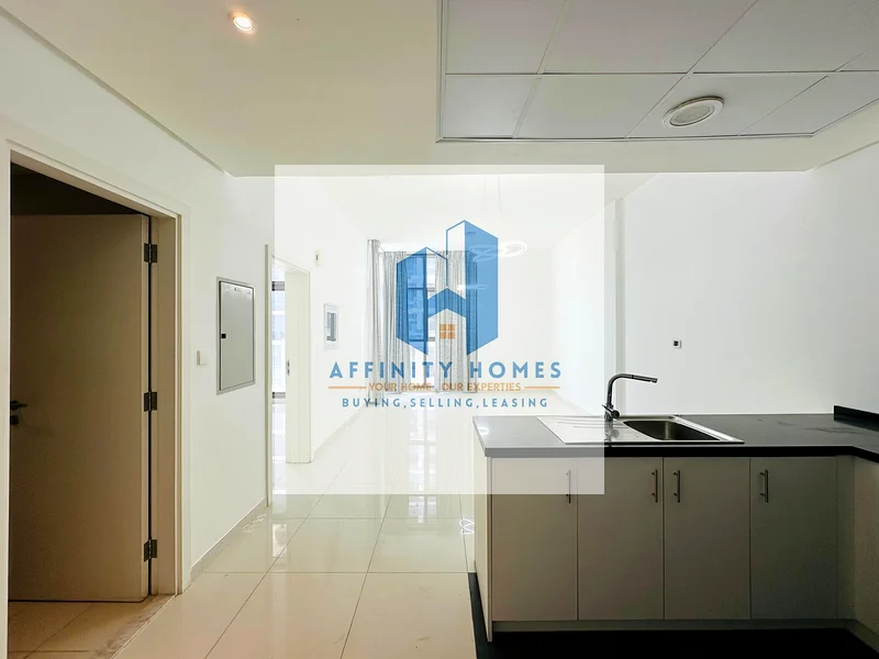 Vacant | Prime Location | Spacious Unit63973172671617111