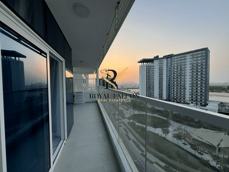 PRESIDENTIAL SUITE | READY | LUXURIOUS| WITH POOL64022343152387110