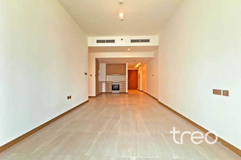 Vacant | Unfurnished | Canal View63792245742594111