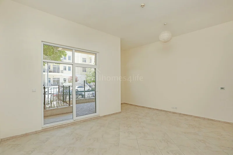 Huge Studio |  Balcony | Ground Floor63727565520385113