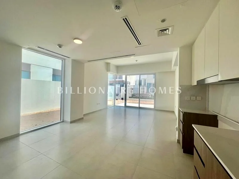 Viewing Available  | Near Entrance | Multiple Options63734257132675113