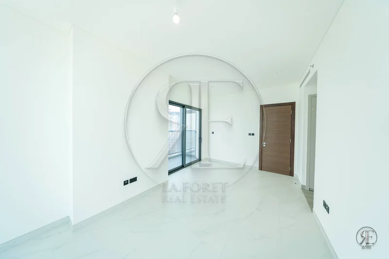 جديد بالكامل | طابق عالي | 3 غرف نوم | دفعة إيجار واحدة63758843702019114