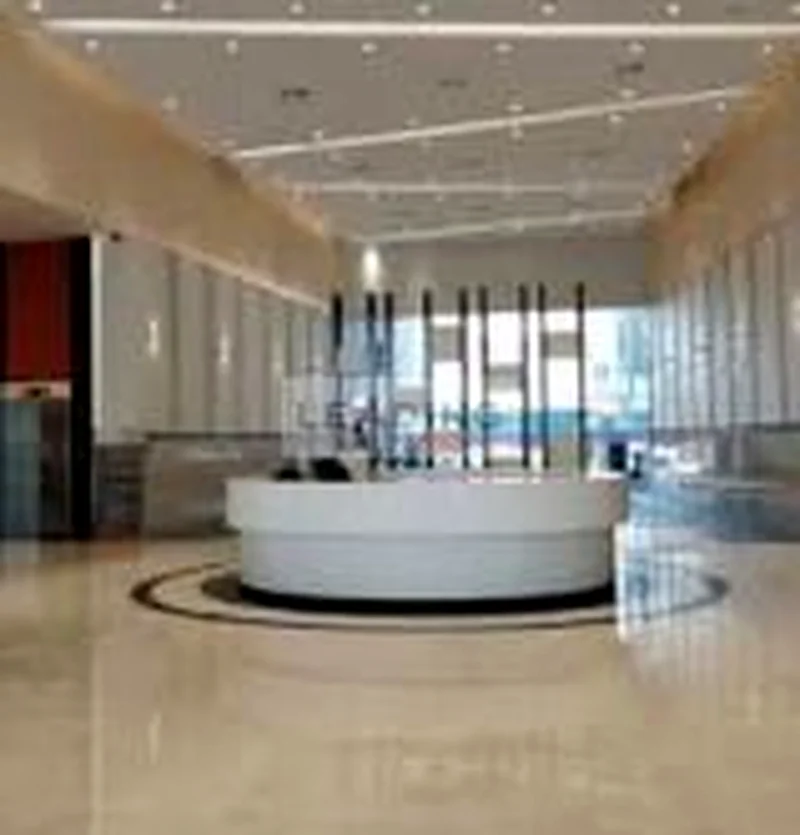 مكتب مؤثث ومفروش بالكامل قرب المترو للإيجار63815914352514112