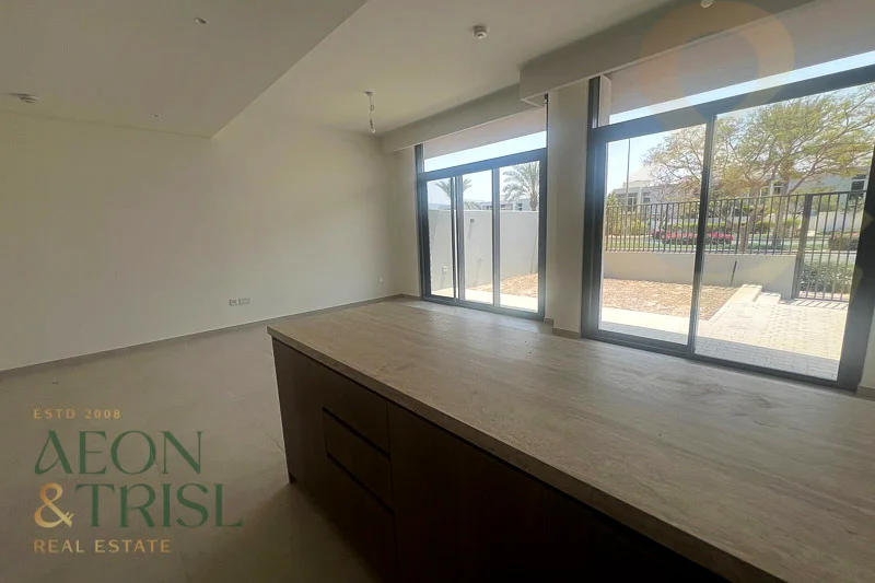 Brand New | 3 bed+ maids | Reday to move in63732954983682111