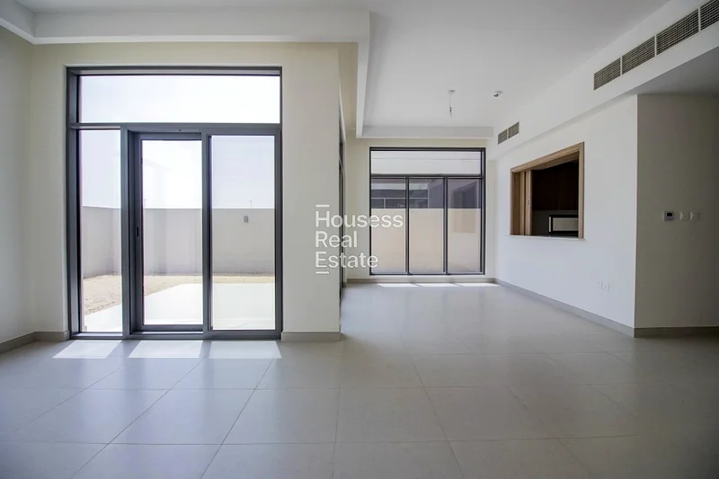 READY TO MOVE | BEACH ACCESS | BRAND NEW63751682828546111