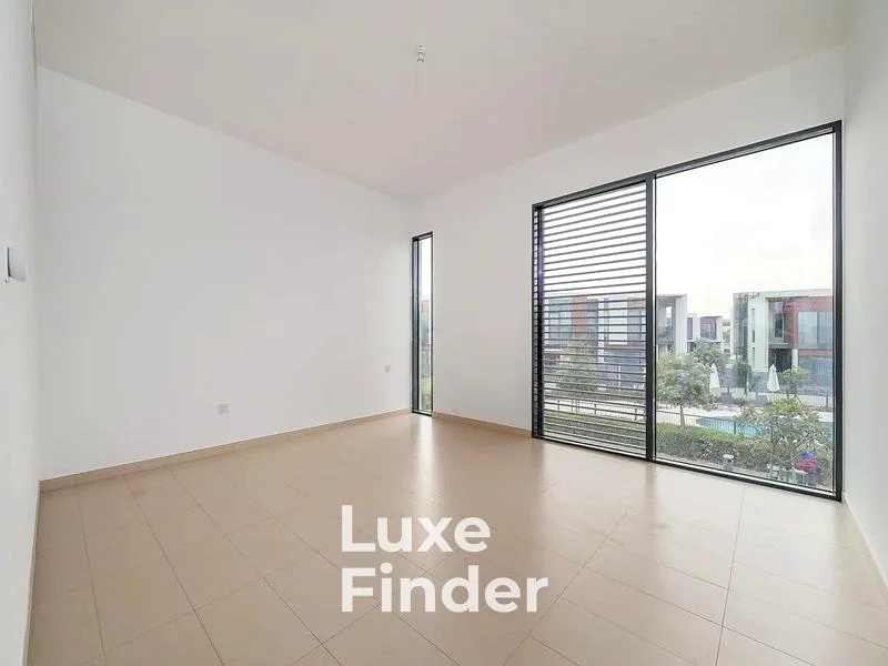 Single Row | Landscaped | Bigger Layout63735398109569114