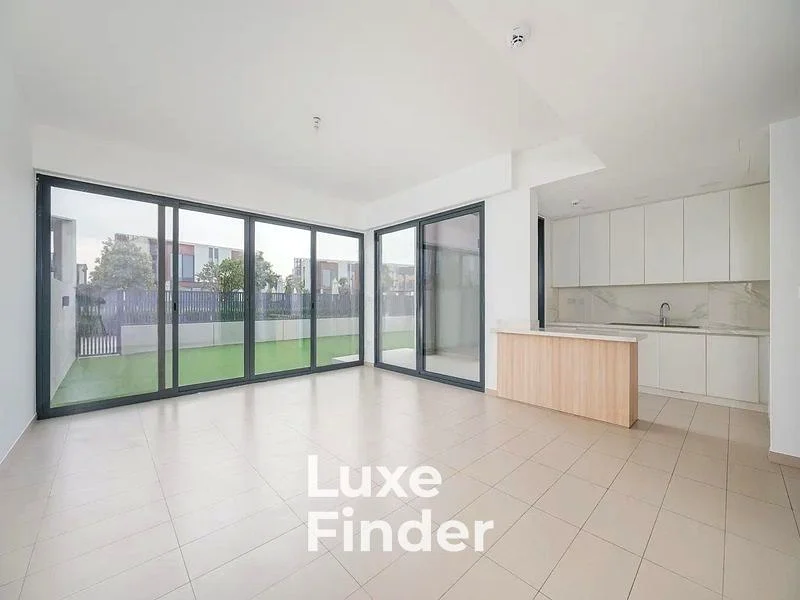 Single Row | Landscaped | Bigger Layout63735398109569112