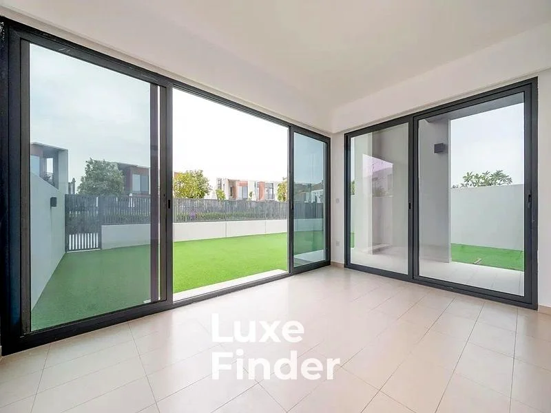 Single Row | Landscaped | Bigger Layout63735398109569111