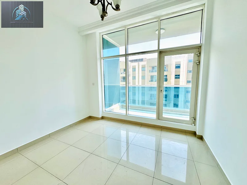 LUXURY 3BHK + LAUNDRY SPACE + 2 BALCONY /PRIME LOCATION63746510967937112