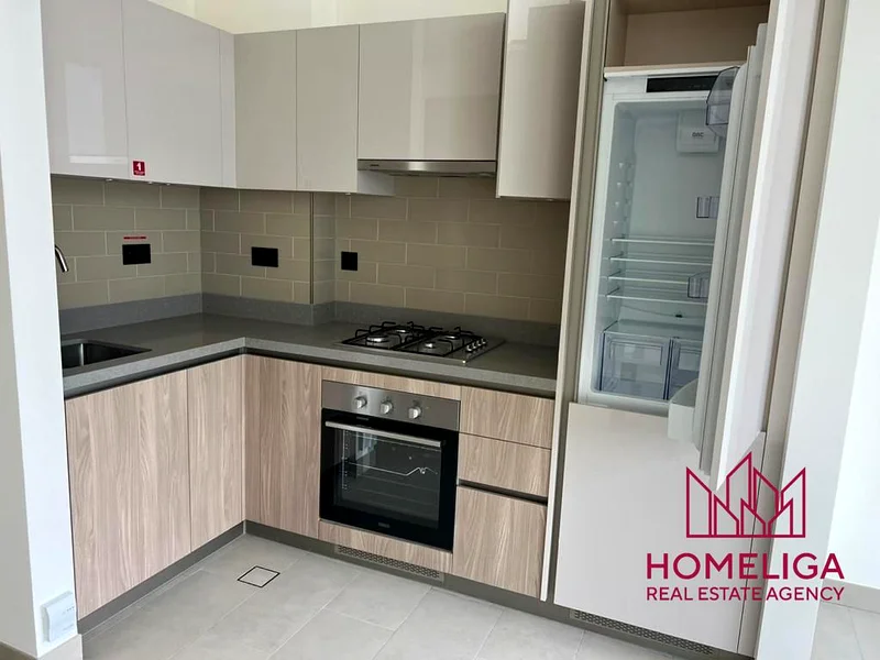 HIGH FLOOR | SKYLINE VIEW | VACANT ON TRANSFER64016677789059113