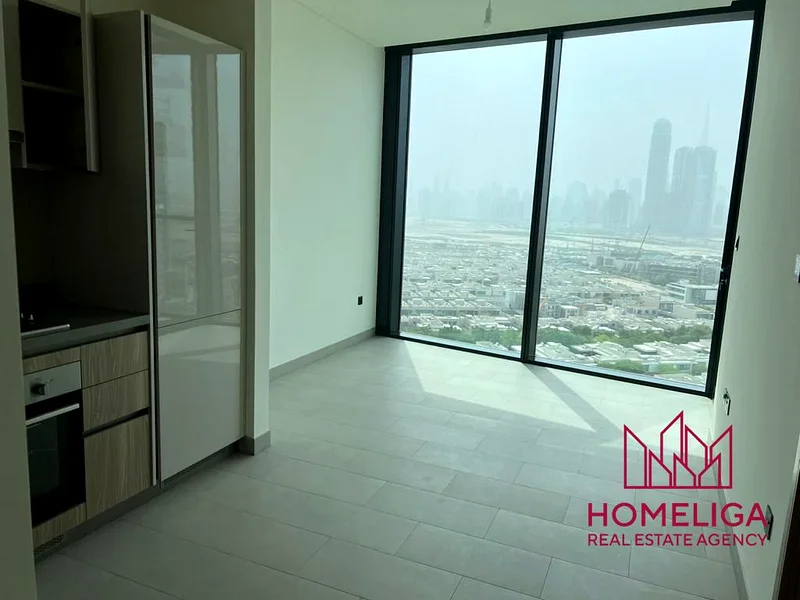 HIGH FLOOR | SKYLINE VIEW | VACANT ON TRANSFER64016677789059111