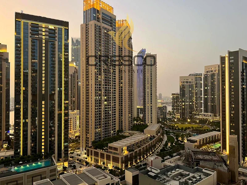 Stunning View | High End | Waterfront Living64026863204993110