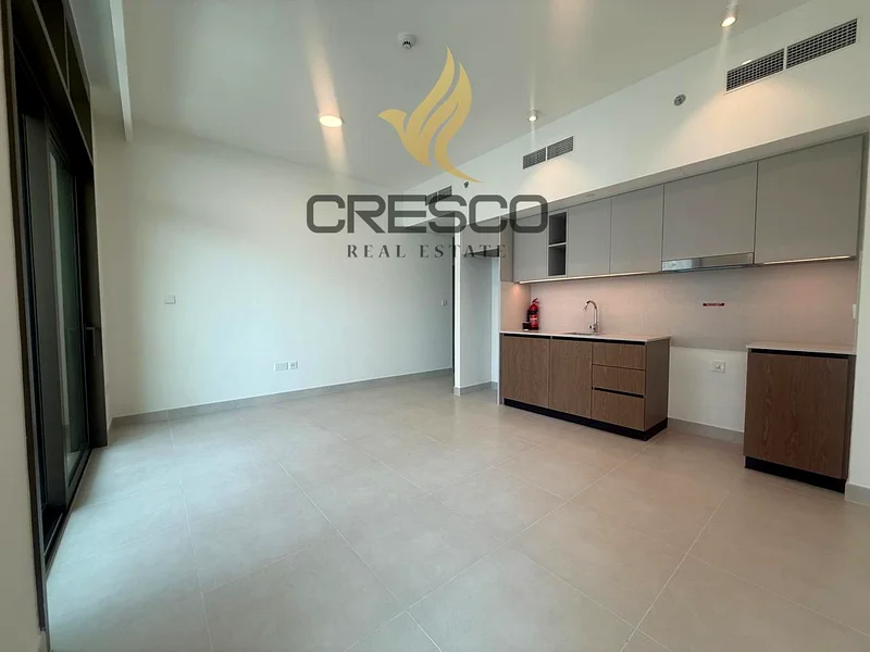 Stunning View | High End | Waterfront Living64026863204993112