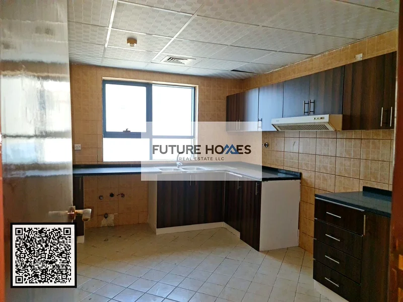 شقة فاخرة من نوع 2BHK متاحة للبيع في برج الخور عجمان63870880916482114