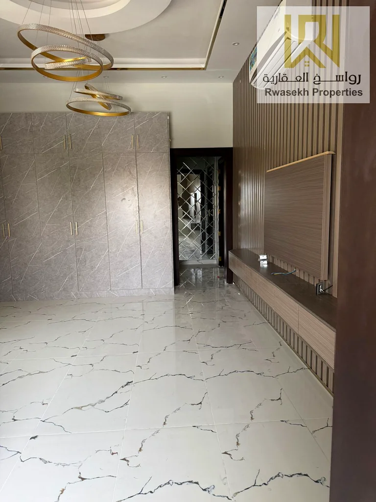 luxury 5 room villa with swimming pool for sale including A/C +electricity63878915871361114