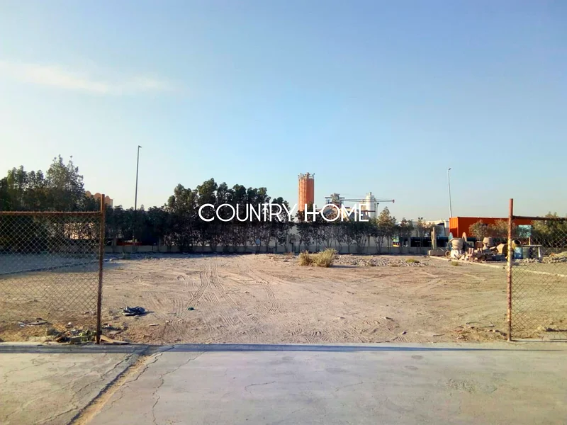 مساحات فناء متعددة الخيارات | 35 درهمًا للقدم المربع64064024257409111