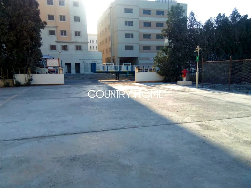مساحات فناء متعددة الخيارات | 35 درهمًا للقدم المربع64064024257409113