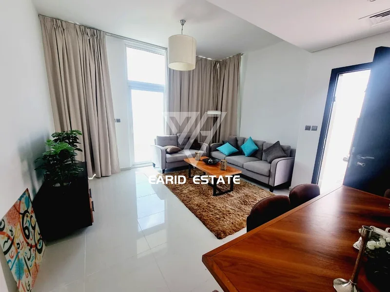 صف مفرد | مطبخ مغلق | مؤثث بالكامل63748376625538111