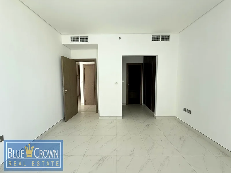 DISTRESS DEAL | Middle Unit | 1 Bedroom multiple Cheque63750356326019114