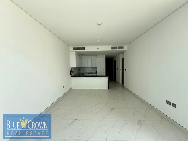 DISTRESS DEAL | Middle Unit | 1 Bedroom multiple Cheque63750356326019111