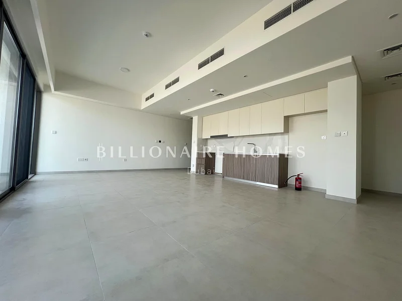 Near Entrance | Spacious Layout | Single Row63734257091459112