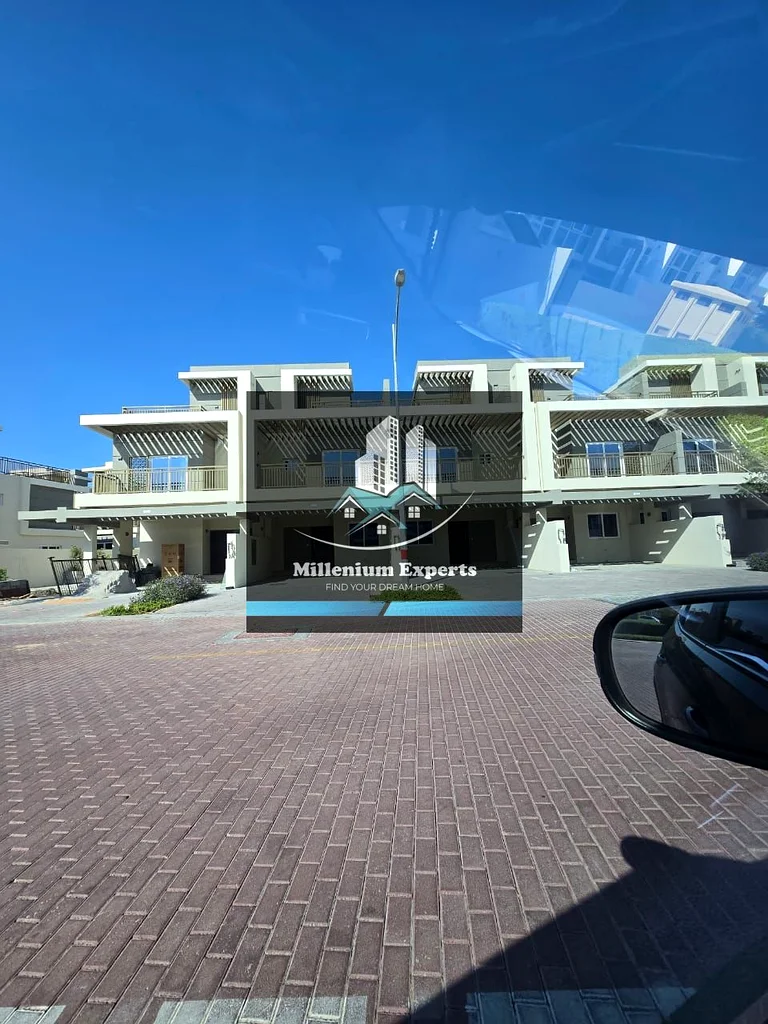 3BR Townhouse Spacious Layout | Ready to Move | Brand New | Roof Top Access63741526477825110