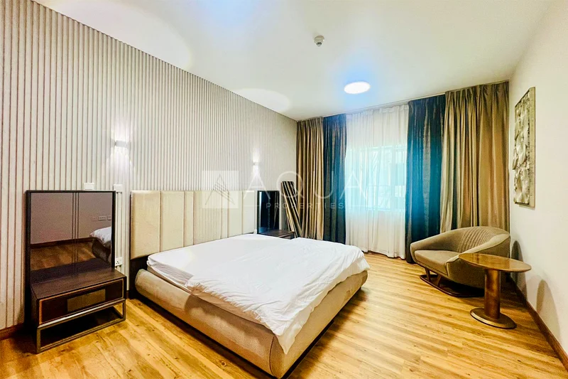 Fully Furnished | Upgraded | Road & Community View64039157819907110