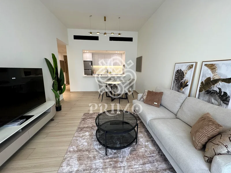 FURNISHED | MODERN | NEXT TO MALL63786225932035112