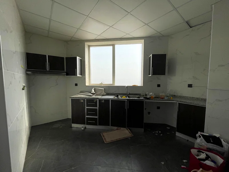 Two rooms, a hall, three bathrooms, a balcony with an excellent view, open and a store63719051649027111