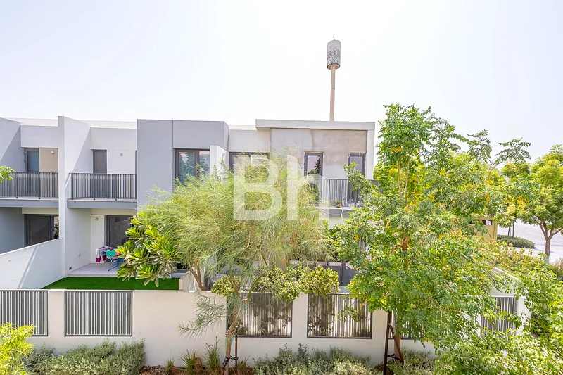 Largest Plot | Best Location | Viewable63930282586370114