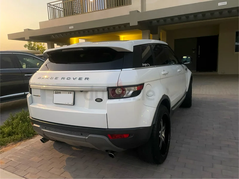 Very clean and low Mileage Range Rover Evoque63699061323905113