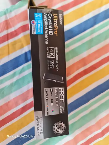 UltraPro Indoor Crystal HD Amplified Antenna - Stream in 4K!