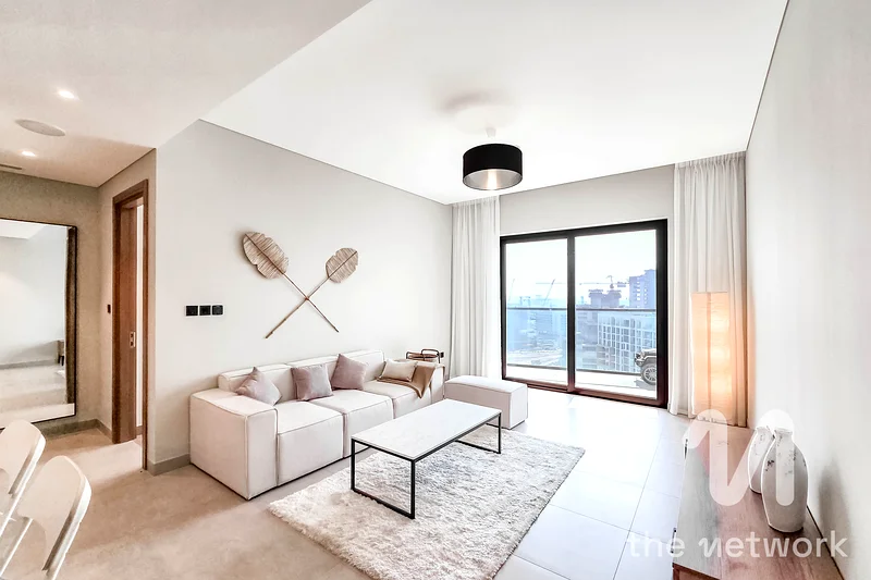 1 Bed + Study | Vacant | Furnished64016294087811111