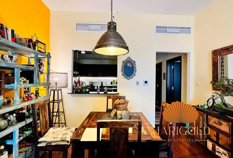 SPACIOUS | CLOSE TO METRO | MARINA VIEWS63987523143425110