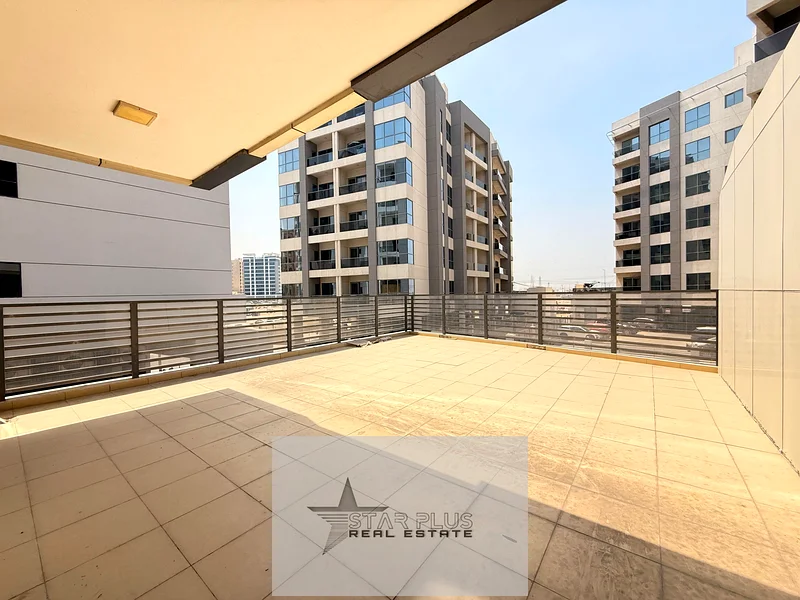 VERY SPACIOUS 2 BEDROOM APARTMENT WITH OPEN VIEW  AT THE MAIN LOCATION WITH BIG TERRIS READY TO MOVE.63730053448451113