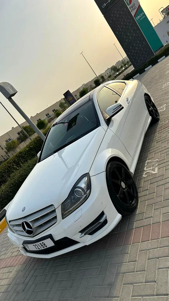 Mercedes c250. 2014. GCC . 130000 km in perfect condition .2 keys. Full service done . New tires.63700467024770110