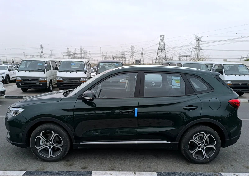 MG ZS New Shape Engine 1.5L Model 2025 New Shape Mid Option GCC Specs Brand New63699027357954111