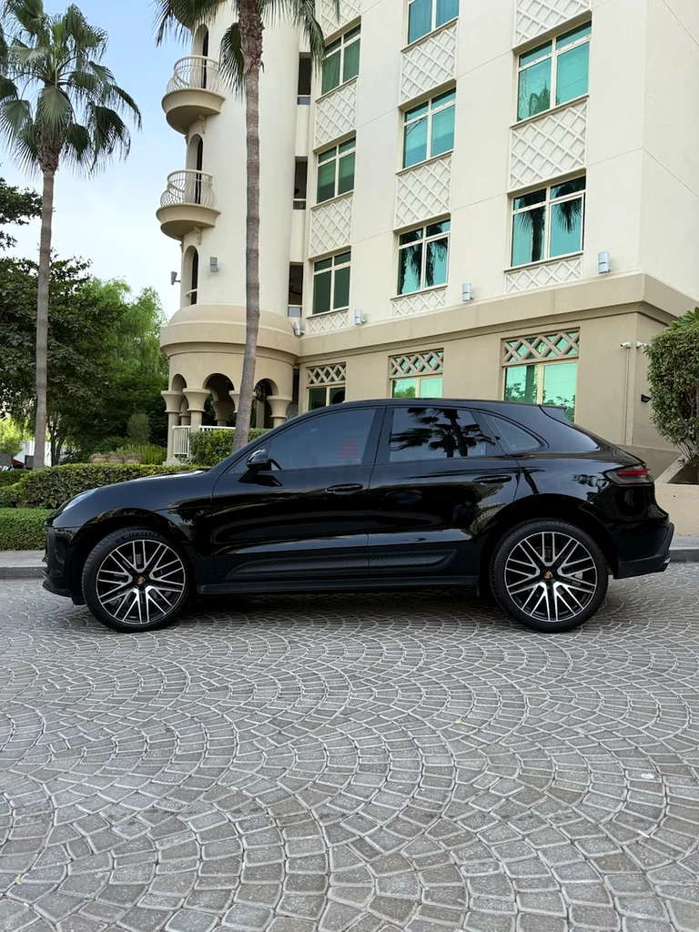 Porsche Macan 2023 – Black with Red Interior | 42,000 KM | Direct from Owner63699038279555113