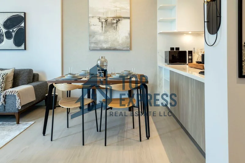 Amazing 1 Bedroom Fully Furnished Apartment With Beautiful Downtown Views63756485021571114