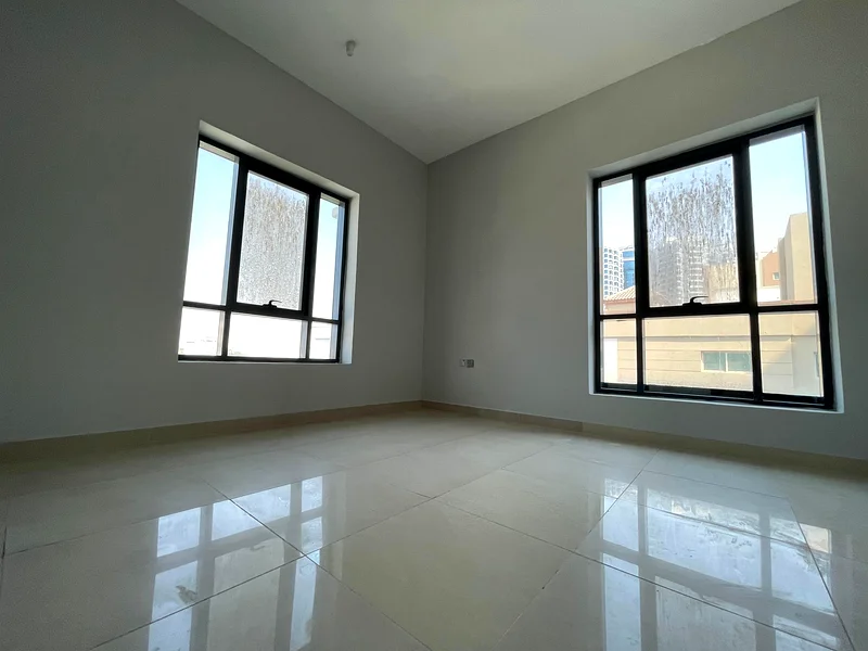 One room, one hall, first tenant, two bathrooms63720507329281110