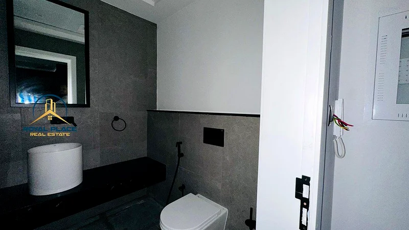 Bright 1BHK | Elegant Layout | Ideal for Pros63788653985283113