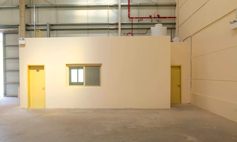 Warehouse for factory I High electricity power I63816452175875110