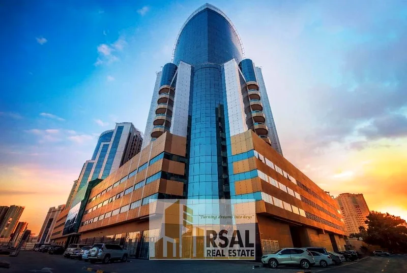 شقة فاخرة وواسعة بغرفة نوم واحدة ومفروشة بالكامل مع شرفة63708497171457110
